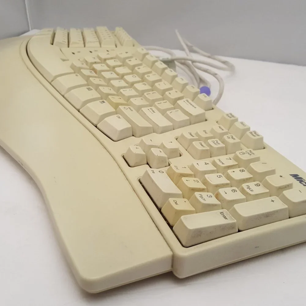Microsoft WB-0045 X06-19347 Natural Elite Wired PS/2 White Ergonomic Keyboard